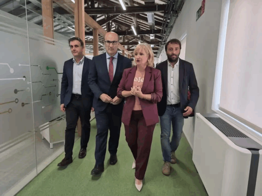 La Junta de Castilla y León refuerza su apuesta por la economía social como motor de bienestar y empleo en el sector de los cuidados