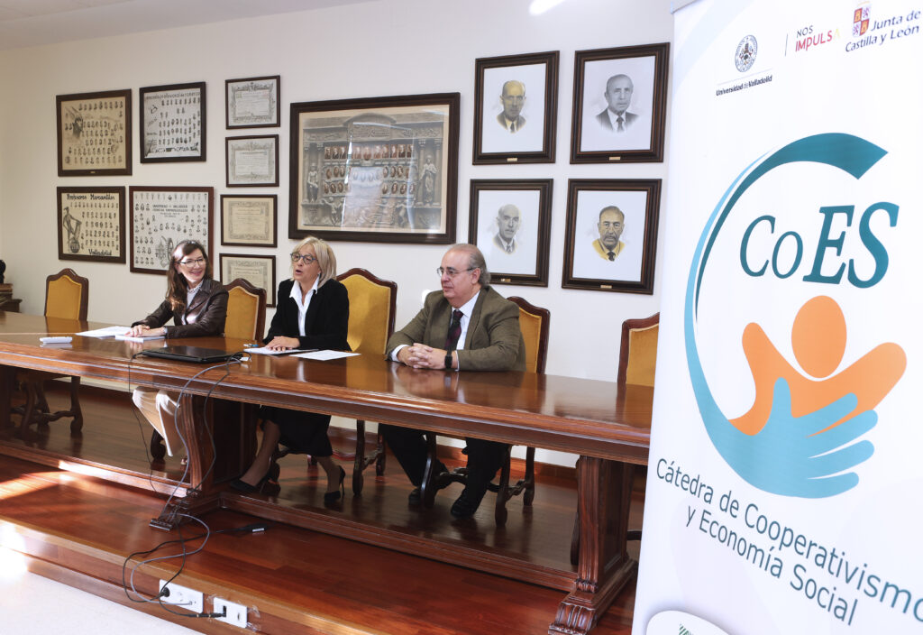Las C&aacute;tedras Universitarias como motores de la Econom&iacute;a Social: formaci&oacute;n, investigaci&oacute;n y transferencia La Rectora de la UVa, Pilar Garc&eacute;s, ha presidido el acto