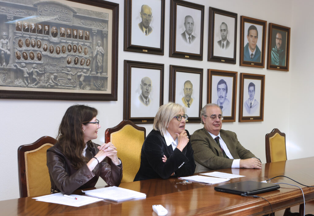 Las C&aacute;tedras Universitarias como motores de la Econom&iacute;a Social: formaci&oacute;n, investigaci&oacute;n y transferencia La Rectora de la UVa, Pilar Garc&eacute;s, ha presidido el acto